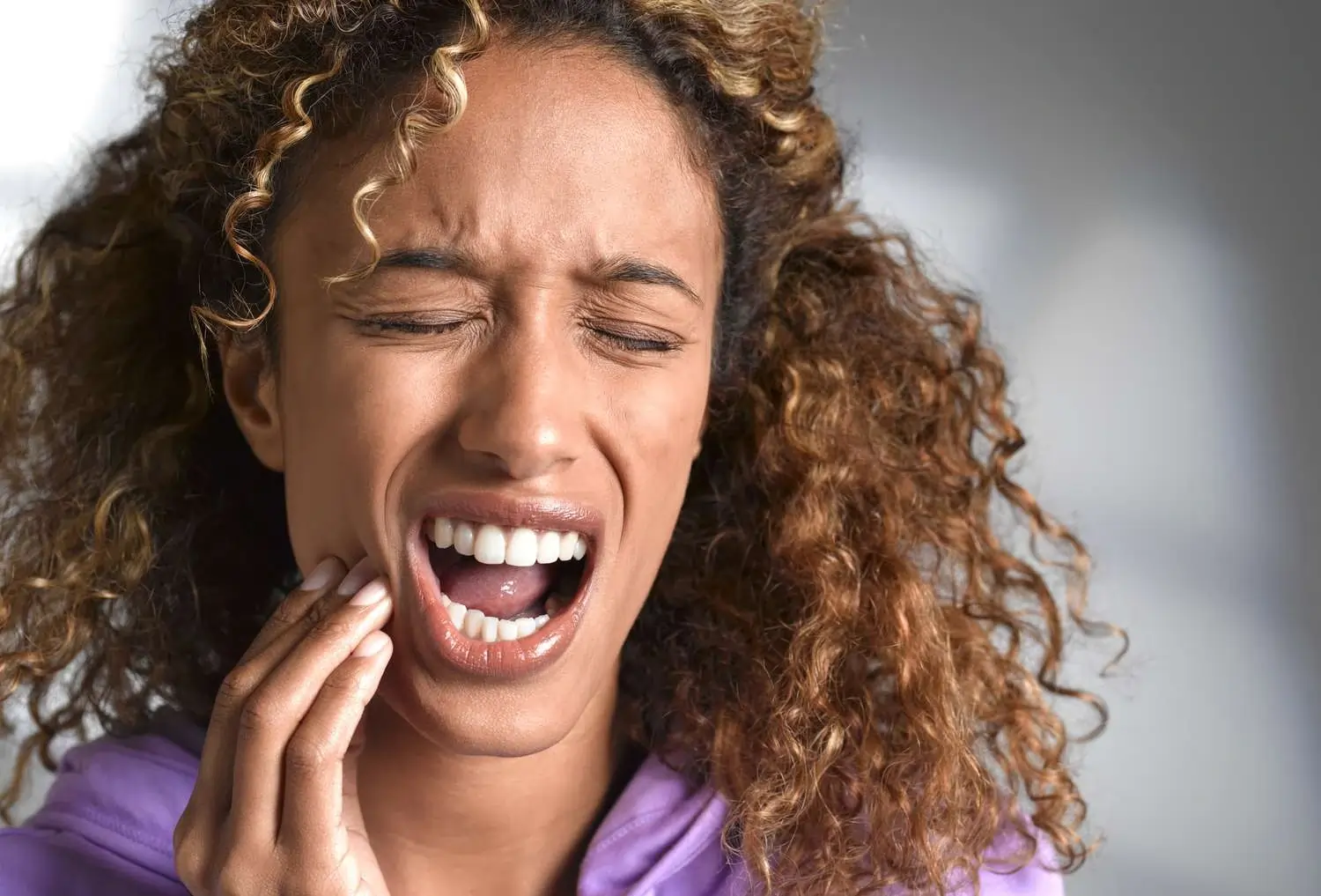 Tooth Loss and Bone Damage Bracknell